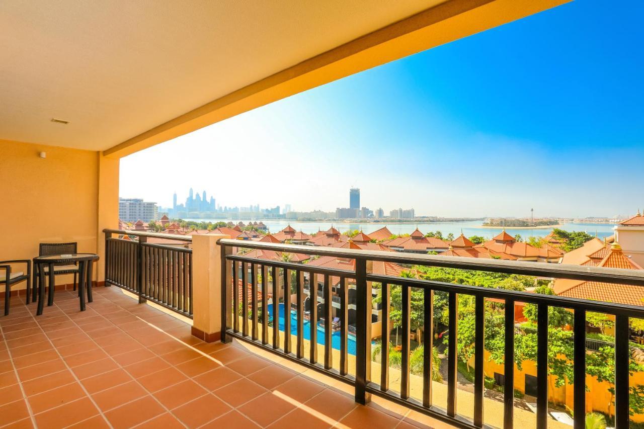 Signature Living Resort Apartments With Private Beach And Laguna Pool , Palm Jumeirah Дубай Екстер'єр фото