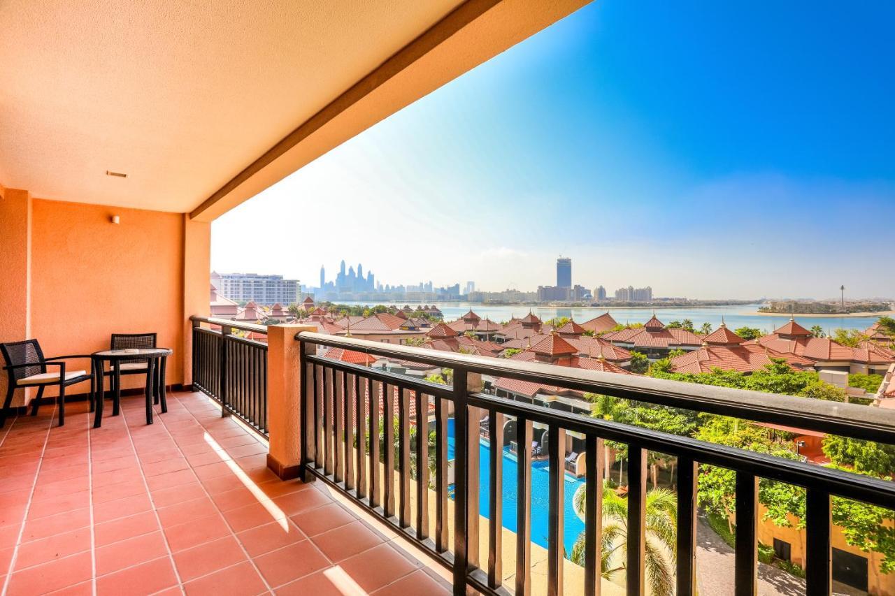 Signature Living Resort Apartments With Private Beach And Laguna Pool , Palm Jumeirah Дубай Екстер'єр фото