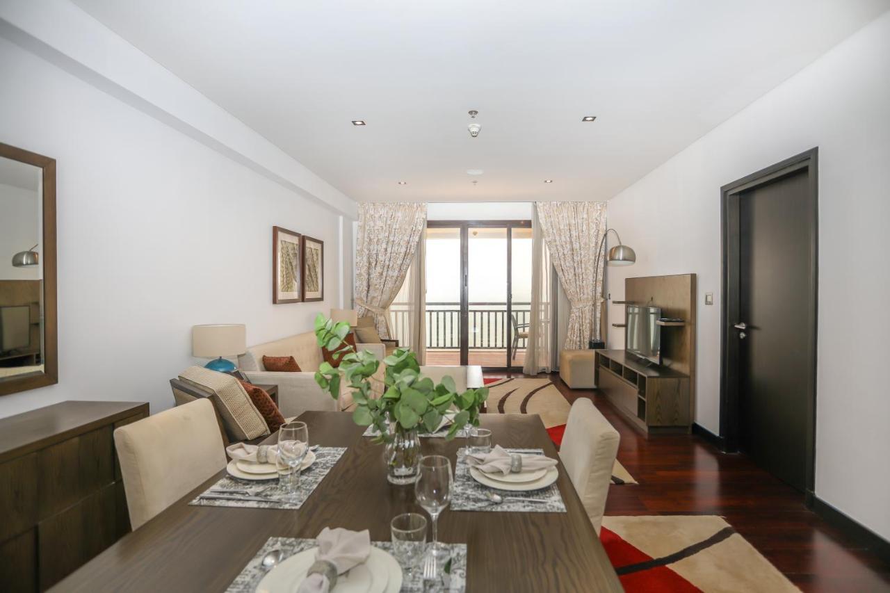 Signature Living Resort Apartments With Private Beach And Laguna Pool , Palm Jumeirah Дубай Екстер'єр фото