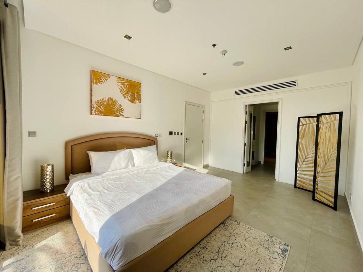 Signature Living Resort Apartments With Private Beach And Laguna Pool , Palm Jumeirah Дубай Екстер'єр фото